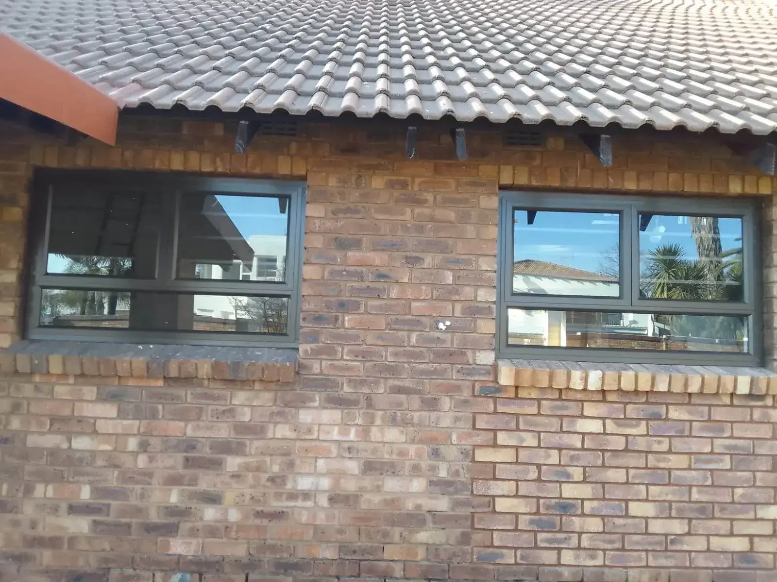Modern aluminium window design